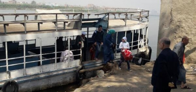 رئيس مدينة شبرا يتابع المراكب النيلية