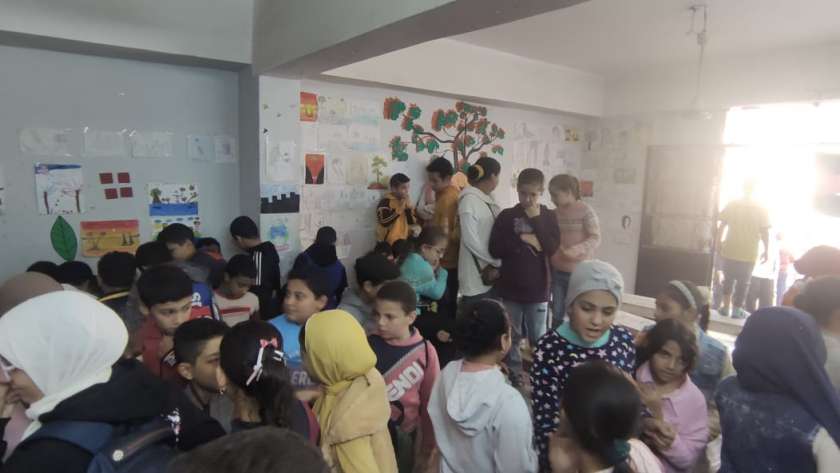الأطفال يتبرعون بمصروفهم لفلسطين