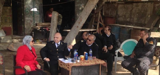 نائب محافظ القاهرة تتابع الحملة مع قوات الشرطة والجيش