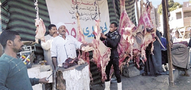 منافذ تسويقية لبيع اللحوم بأسعار مخفضة فى أسيوط «صورة أرشيفية»
