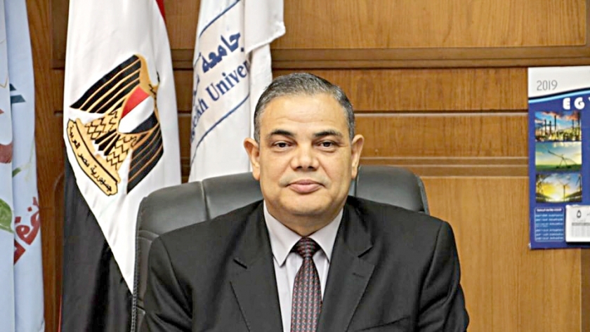 الدكتور عبدالرازق دسوقي، رئيس جامعة كفر الشيخ