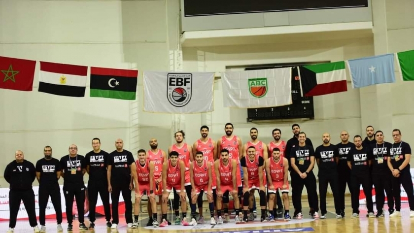 منتخب السلة الفائز بالبطولة العربية