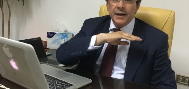 الدكتور مصطفى خليل عضو اللجنة الوزارية لمتابعة استئناف الرحلات الروسية