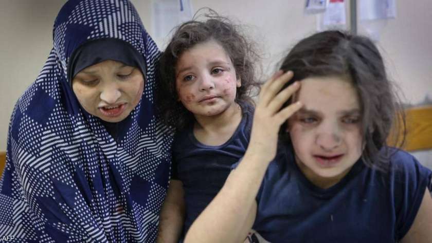 200 طائرة حربية إسرائيلية تقصف غزة وضحايا من النساء والأطفال