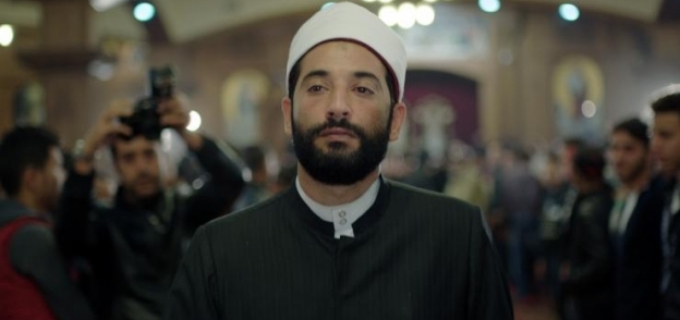 عمرو سعد في مشهد من فيلم "مولانا"
