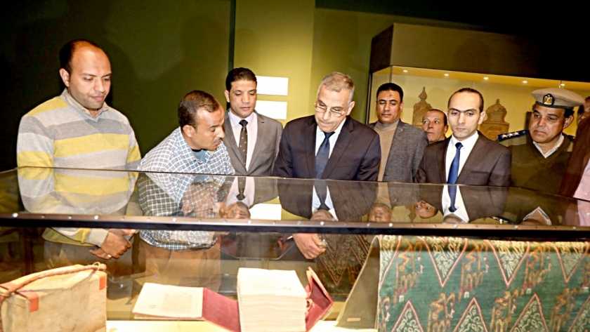 محافظ سوهاج يتفقد متحف سوهاج القومى وكورنيش النيل