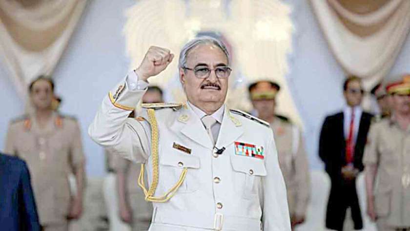 خليفة حفتر قائد الجيش الليبي