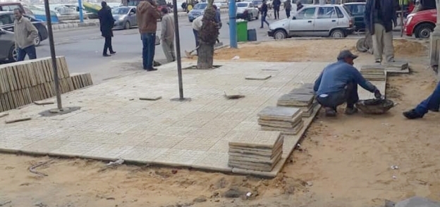 إصلاح "هبوط أرضي" بحي الجمرك في الإسكندرية