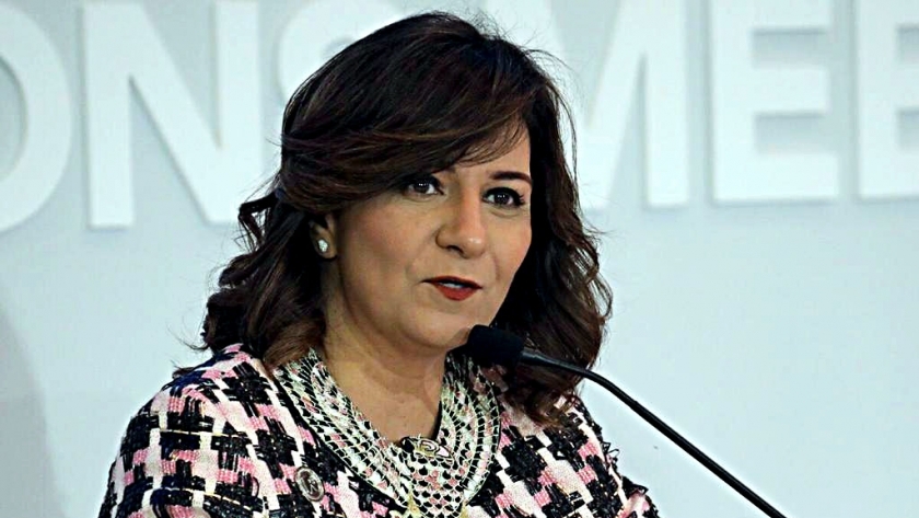 وزيرة الهجرة ترد على أنباء خلافها مع " سحر نصر"