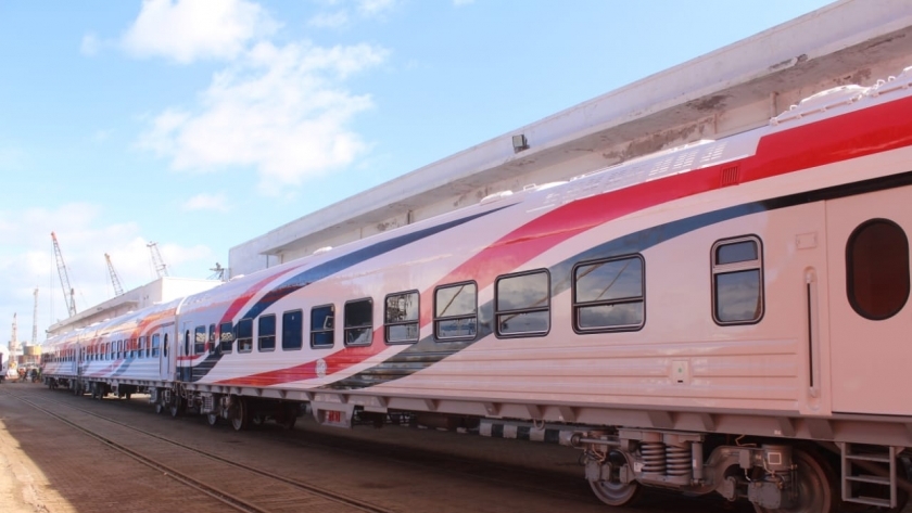 وصول عربات قطارات ركاب جديدة للإسكندرية: درجة ثالثة بتهوية ديناميكة