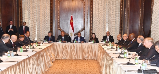الرئيس عبدالفتاح السيسى خلال لقائه مع مجموعة من الشخصيات المؤثرة بالمجتمع الأمريكى