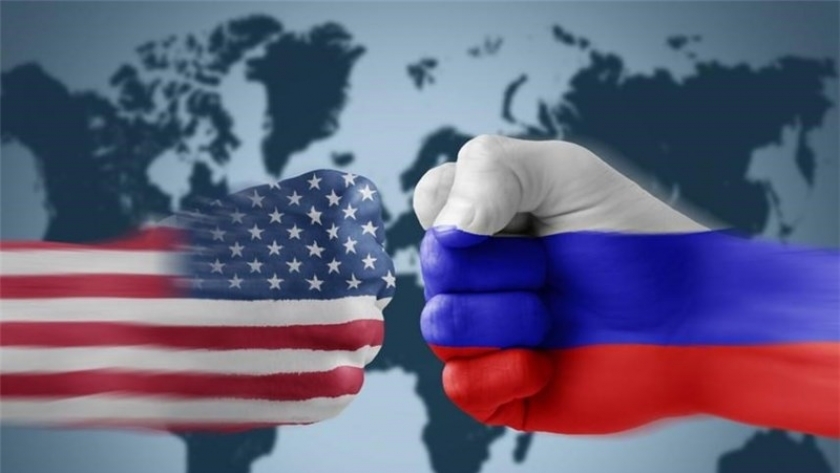 روسيا وأمريكا.. تعبيرية
