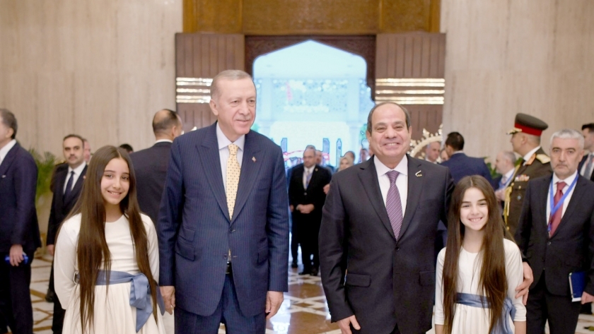 الرئيسان السيسي وأردوغان خلال لقائهما اليوم