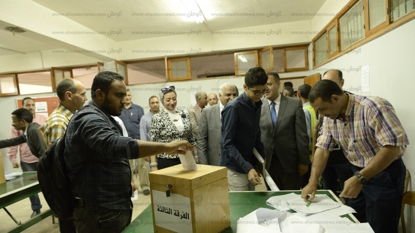 عين شمس: اعادة الانتخابات بكلية البنات الاثنين المقبل لعدم اكتمال النص