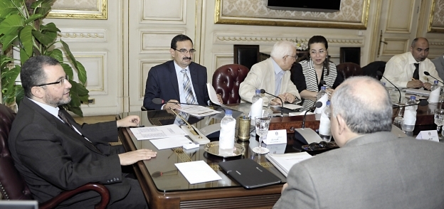 اجتماع لحكومة هشام قنديل خلال حكم الرئيس المعزول محمد مرسى