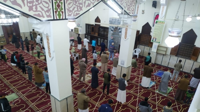 الصلاة في المسجد طبقا للإجراءات الاحترازية