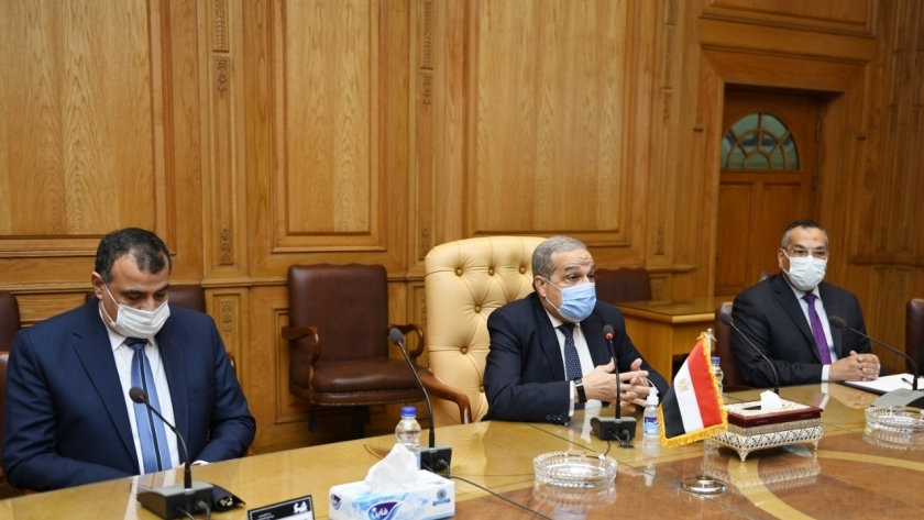 مرسي: مستعدون لإنشاء خطوط إنتاج متكاملة للعراق