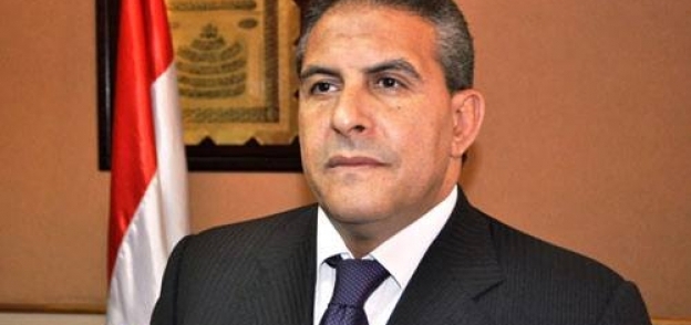 طاهر أبو زيد وزير الرياضة الأسبق
