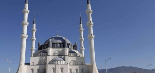 المسجد المثير للجدل