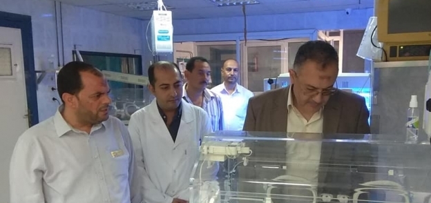 مدير التأمين الصحي يتفقد مستشفى المبرة بالزقازيق