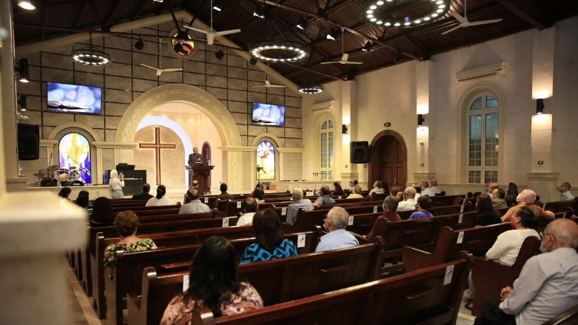 اجتماع الصلاة بالكنيسة الإنجيلية - أرشيفية