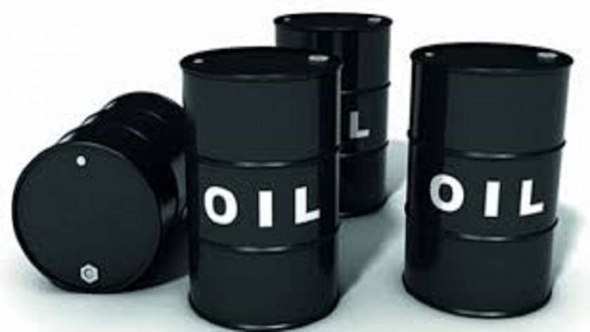 لجنة مشتركة تسجل تحسنا في سوق النفط