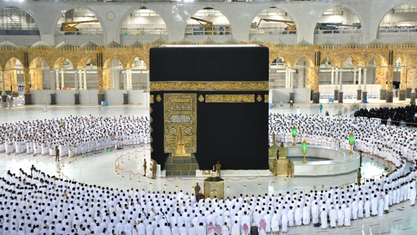 إلغاء تصريح الصلاة في المسجدين الحرام والنبوي