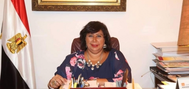 ايناس عبد الدايم وزيرة الثقافة