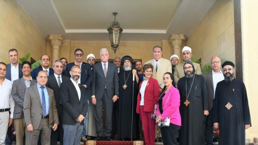 محافظ جنوب سيناء وقيادات شعبية وتنفيذية يقدمون التهاني بمناسبة عيد القيامة المجيد