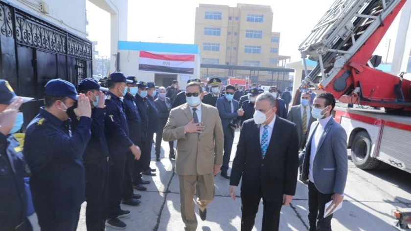 محافظ سوهاج ومدير الأمن يشهدان فعاليات الاحتفال باليوم العالمي للحماية المدنية