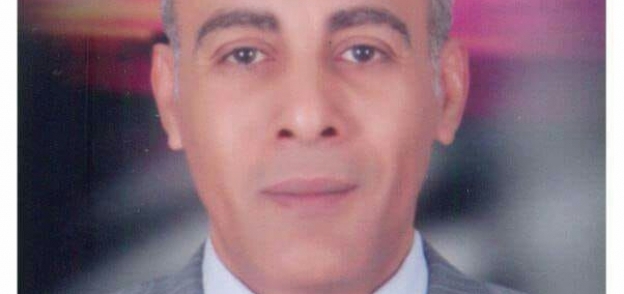 الدكتور عبد الناصر ياسين
