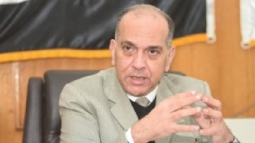 الدكتور إيهاب نبيل عميد المعهد القومي للسكر والغدد الصماء
