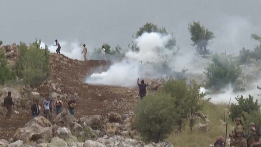 قوات الاحتلال تواصل قصف القرى الحدودية في جنوب لبنان