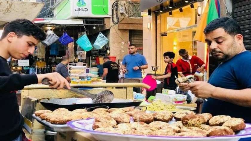 رمضان حول العالم في زمن كورونا.. "غزة" المعتادة الحصار فقدت بعض طقوسها