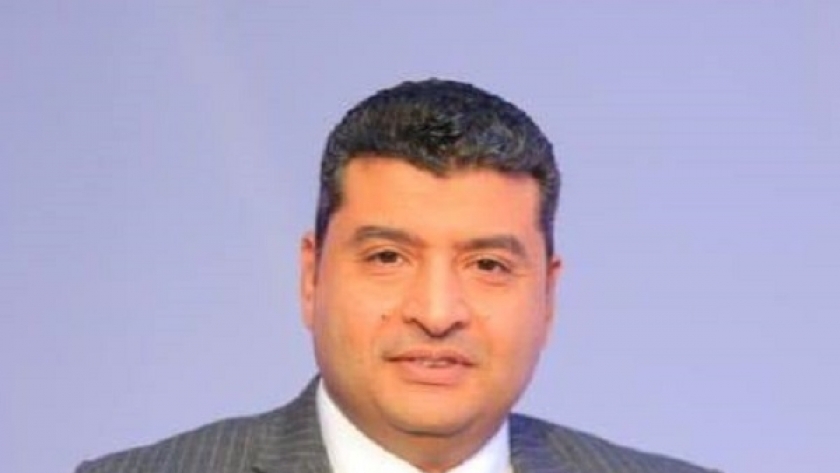الكاتب الصحفي محمود بسيوني