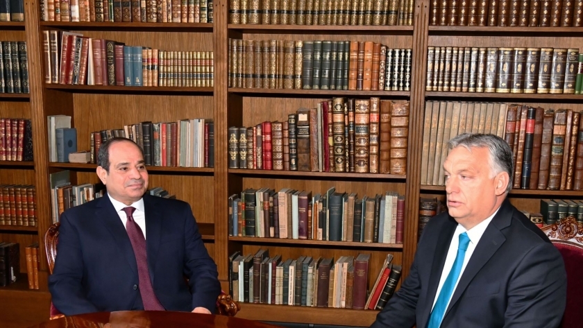 الرئيس عبدالفتاح السيسي مع رئيس الوزراء المجري