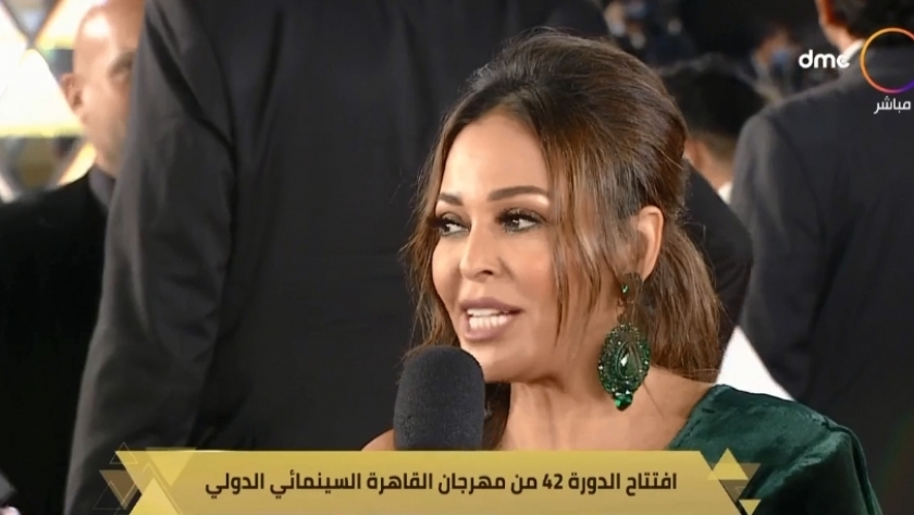داليا البحيري أثناء افتتاح مهرجان القاهرة السينمائي
