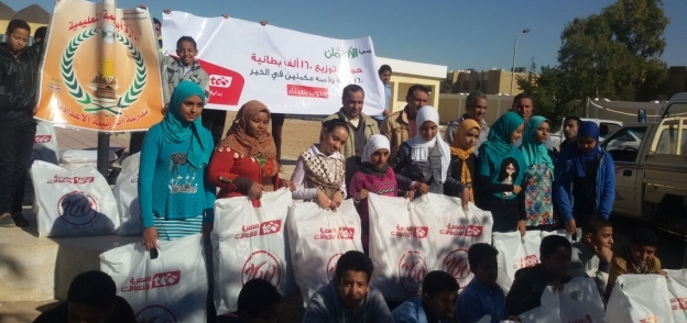 بالصور| "الأورمان" توزع 2000 بطانية على الأسر الفقيرة في جنوب سيناء