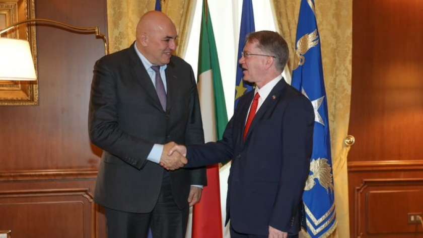 وزير الدفاع الإيطالي، جويدو كروزيتّو