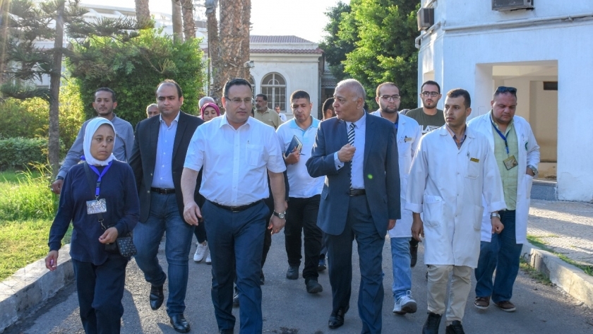  محافظ الإسكندرية يعلن البدء فى تطوير مستشفى الرمد العام  