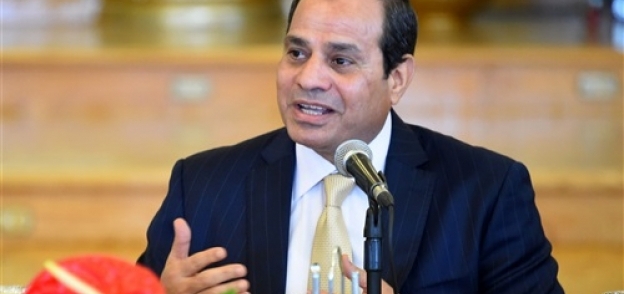 الرئيس عبد الفتاح السيسي وجه بإجراء حركة ترقيات لموظفي الدولة
