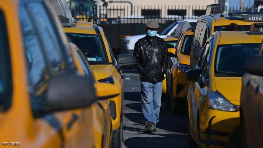الحركة شبه ميتة في مرآب سيارات الأجرة في نيويورك