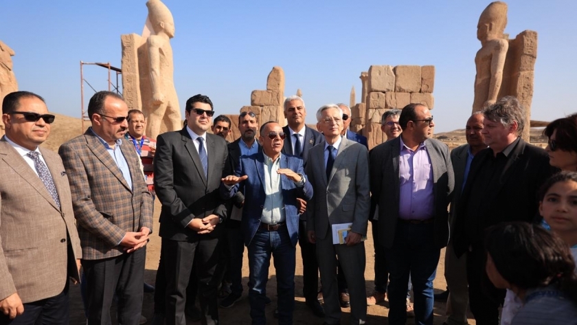 افتتاح مركز زوار صان الحجر الأثري بمحافظة الشرقية
