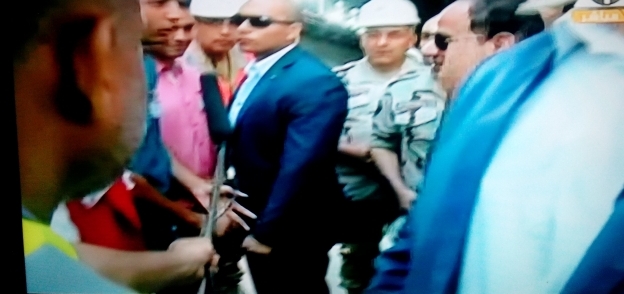 السيسي يبدأ زيارته للإسماعيلية بتفقد مشروع أنفاق قناة السويس