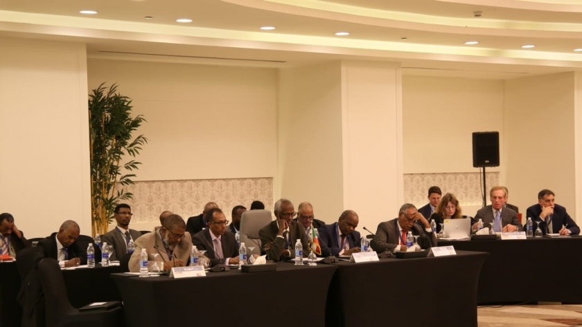 إجتماع سابق لوزراء رى مصر والسودان واثيوبيا بخصوص سد النهضة