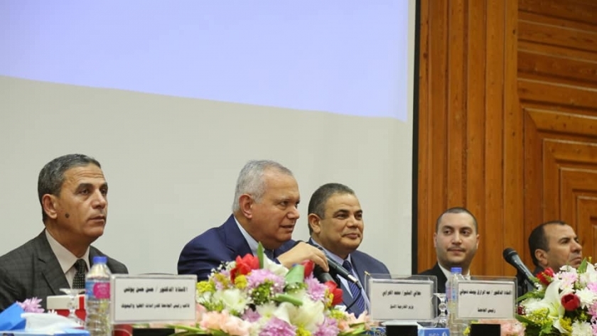 وزير الخارجية الاسبق خلال مشاركته بملتقى جامعة كفر الشيخ