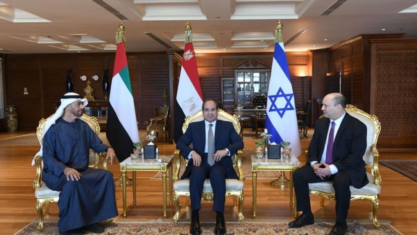 السيسي يلتقي ولي عهد أبو ظبي ورئيس وزراء إسرائيل