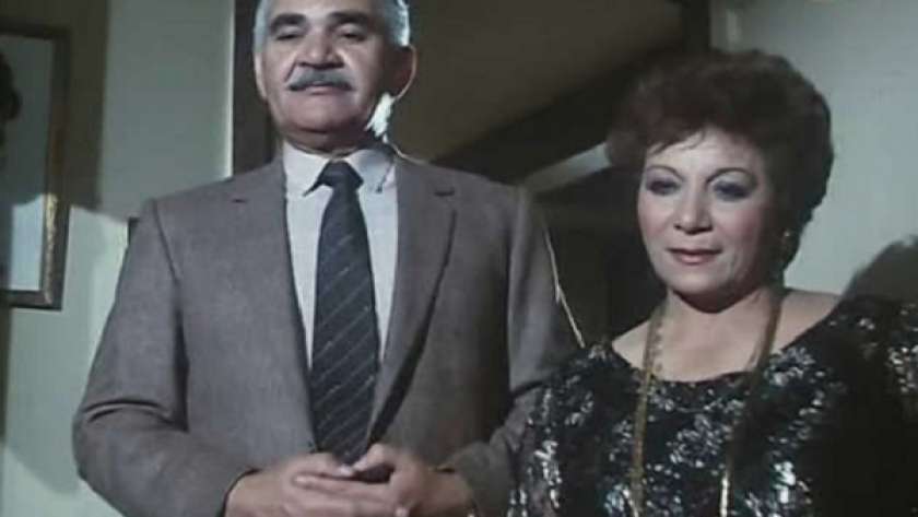 عايدة عبدالعزيز وأنور إسماعيل في فيلم النمر والأنثى