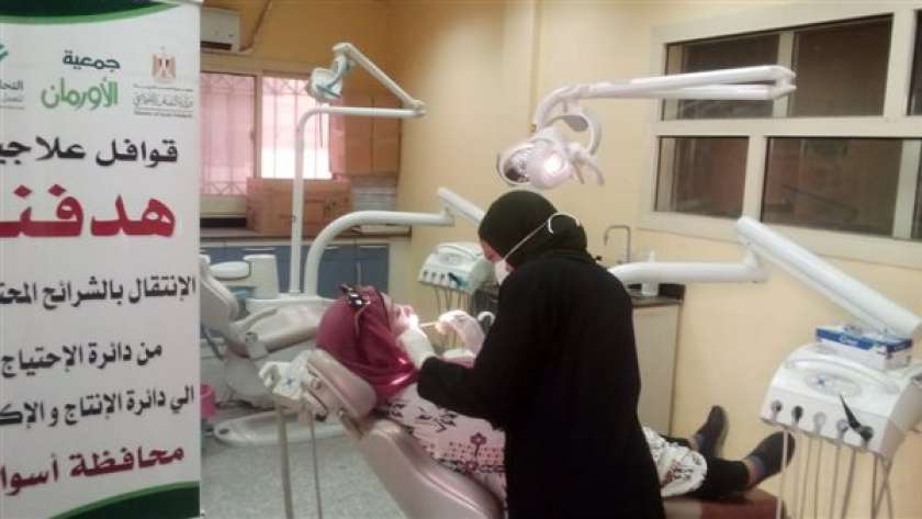 قوافل طبية للأسر الأولى بالرعاية في أسوان