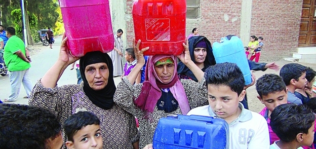 «الجركن» يعود إلى قرى بالدقهلية لغياب مياه الشرب